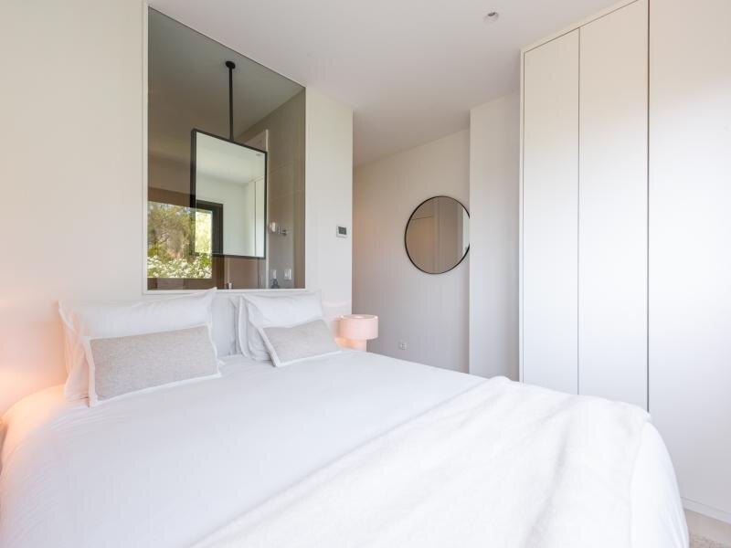 FOR SALE 🏡 Two-Level Duplex Penthouse with Private Plunge Pool and Panoramic Views – La Quinta, Benahavís 🇪🇸