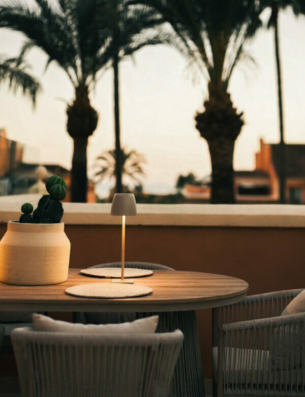 FOR SALE 🏡 Renovated Duplex Penthouse with Rooftop Jacuzzi and Outdoor Kitchen – Nueva Andalucía, Marbella 🇪🇸