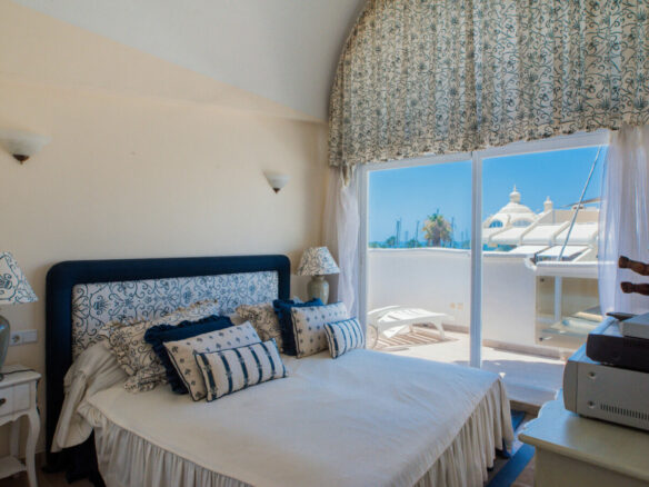 FOR SALE 🏡 639 m² Duplex Penthouse on the Marina with Nine Bedrooms and Private Pool Terrace – Puerto Marina, Benalmádena 🇪🇸