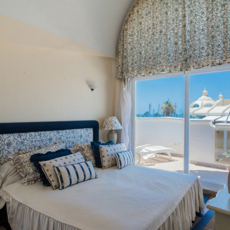 FOR SALE 🏡 639 m² Duplex Penthouse on the Marina with Nine Bedrooms and Private Pool Terrace – Puerto Marina, Benalmádena 🇪🇸