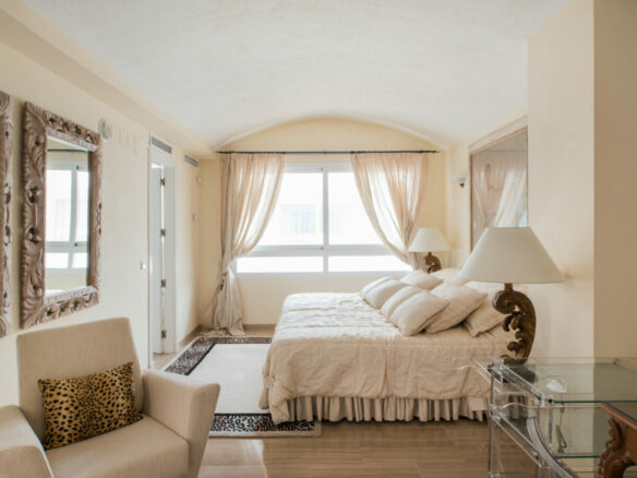 FOR SALE 🏡 639 m² Duplex Penthouse on the Marina with Nine Bedrooms and Private Pool Terrace – Puerto Marina, Benalmádena 🇪🇸