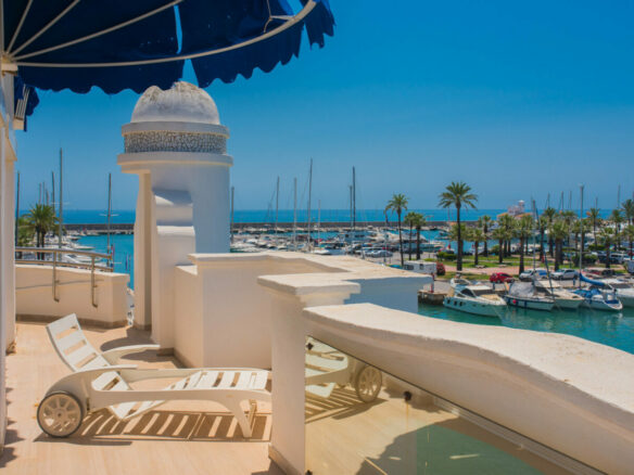 FOR SALE 🏡 639 m² Duplex Penthouse on the Marina with Nine Bedrooms and Private Pool Terrace – Puerto Marina, Benalmádena 🇪🇸