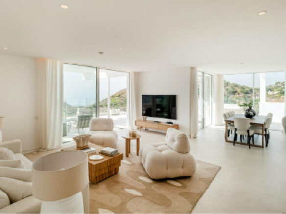 FOR SALE 🏡 Duplex Penthouse with Private Heated Rooftop Pool and Panoramic Views – Palo Alto, Ojén 🇪🇸