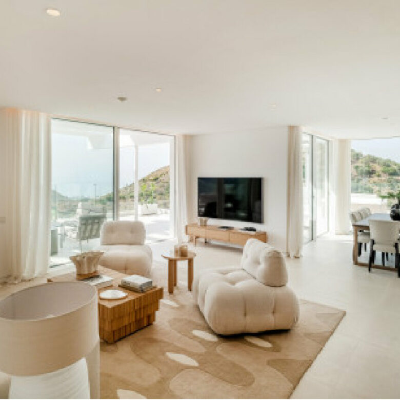 FOR SALE 🏡 Duplex Penthouse with Private Heated Rooftop Pool and Panoramic Views – Palo Alto, Ojén 🇪🇸
