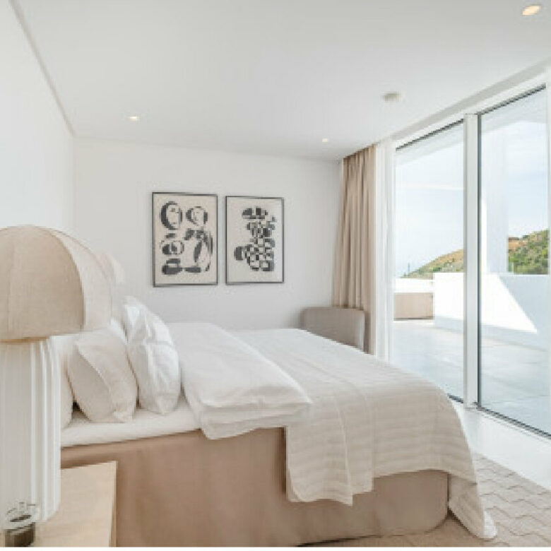 FOR SALE 🏡 Duplex Penthouse with Private Heated Rooftop Pool and Panoramic Views – Palo Alto, Ojén 🇪🇸