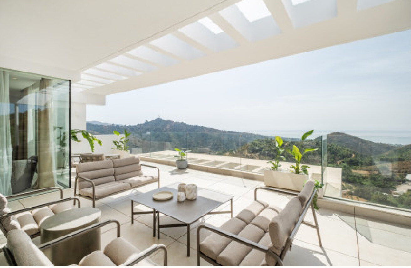 FOR SALE 🏡 Duplex Penthouse with Private Heated Rooftop Pool and Panoramic Views – Palo Alto, Ojén 🇪🇸