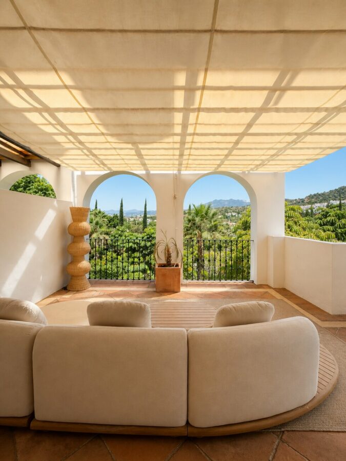duplex-penthouse-sierra-blanca-golden-mile-marbella-01 FOR SALE 🡠Duplex Penthouse with 179 m² of Terraces and Panoramic Sea Views – Sierra Blanca, Marbella Golden Mile 🇪🇸