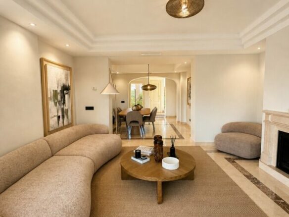 FOR SALE 🏡 Duplex Penthouse with 179 m² of Terraces and Panoramic Sea Views – Sierra Blanca, Marbella Golden Mile 🇪🇸