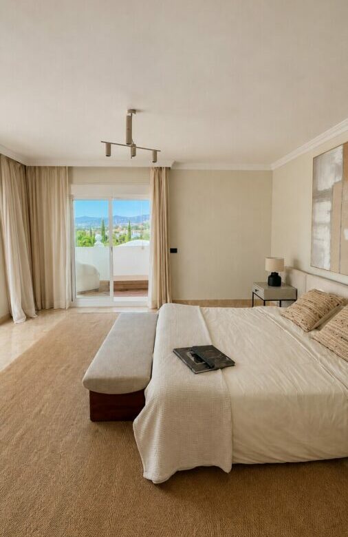 FOR SALE 🏡 Duplex Penthouse with 179 m² of Terraces and Panoramic Sea Views – Sierra Blanca, Marbella Golden Mile 🇪🇸