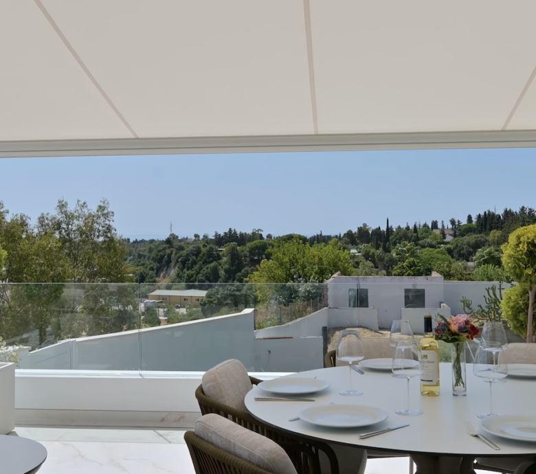 FOR SALE 🌟  Partly Renovated Finca with Sea Views Estepona – Country House for Sale