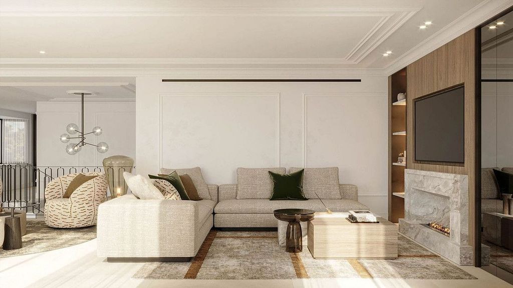 Frontline golf villa renovation project in Los Naranjos, Nueva Andalucia, Marbella