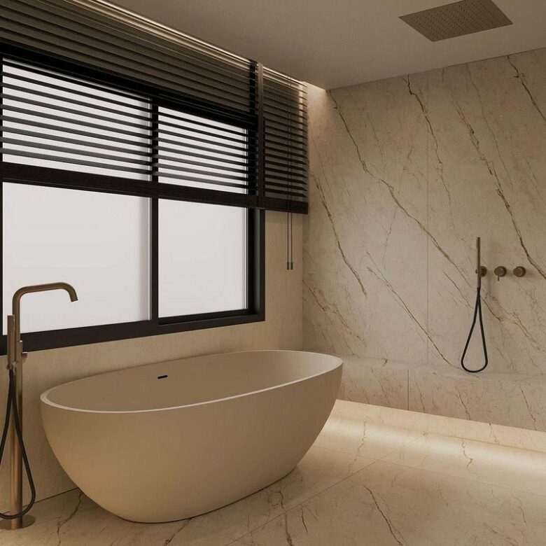 Frontline golf villa renovation project in Los Naranjos, Nueva Andalucia, Marbella