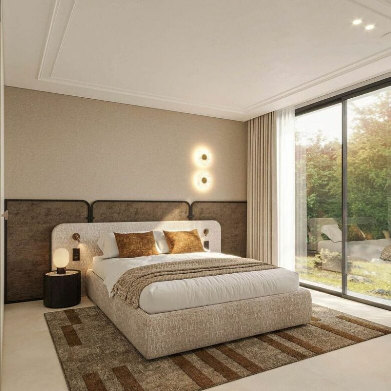 Frontline golf villa renovation project in Los Naranjos, Nueva Andalucia, Marbella