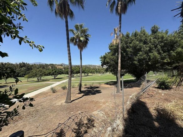 Frontline golf villa renovation project in Los Naranjos, Nueva Andalucia, Marbella