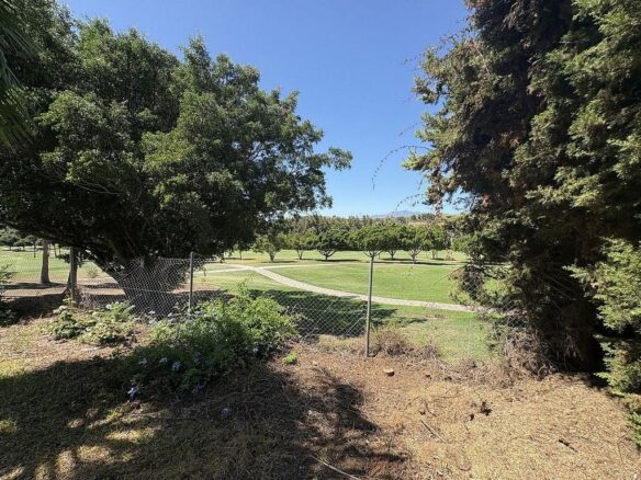 Frontline golf villa renovation project in Los Naranjos, Nueva Andalucia, Marbella