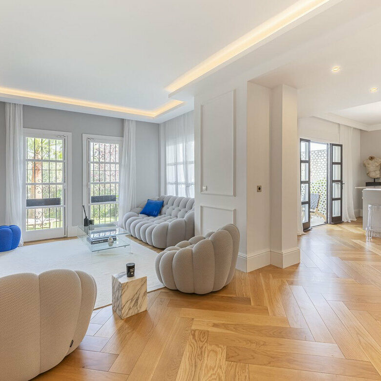 FOR SALE 🏡 Refurbished Garden Apartment in a Gated Community – Nueva Andalucía, Marbella 🇪🇸