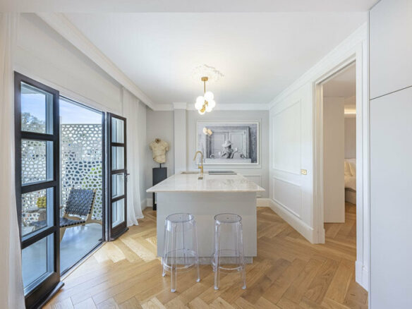 FOR SALE 🏡 Refurbished Garden Apartment in a Gated Community – Nueva Andalucía, Marbella 🇪🇸