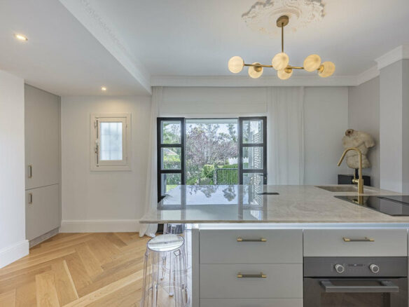 FOR SALE 🏡 Refurbished Garden Apartment in a Gated Community – Nueva Andalucía, Marbella 🇪🇸