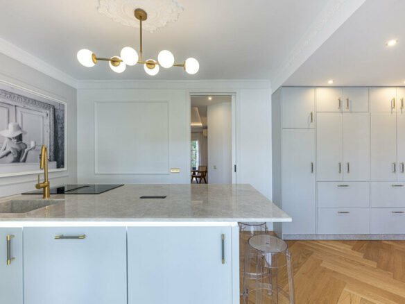 FOR SALE 🏡 Refurbished Garden Apartment in a Gated Community – Nueva Andalucía, Marbella 🇪🇸