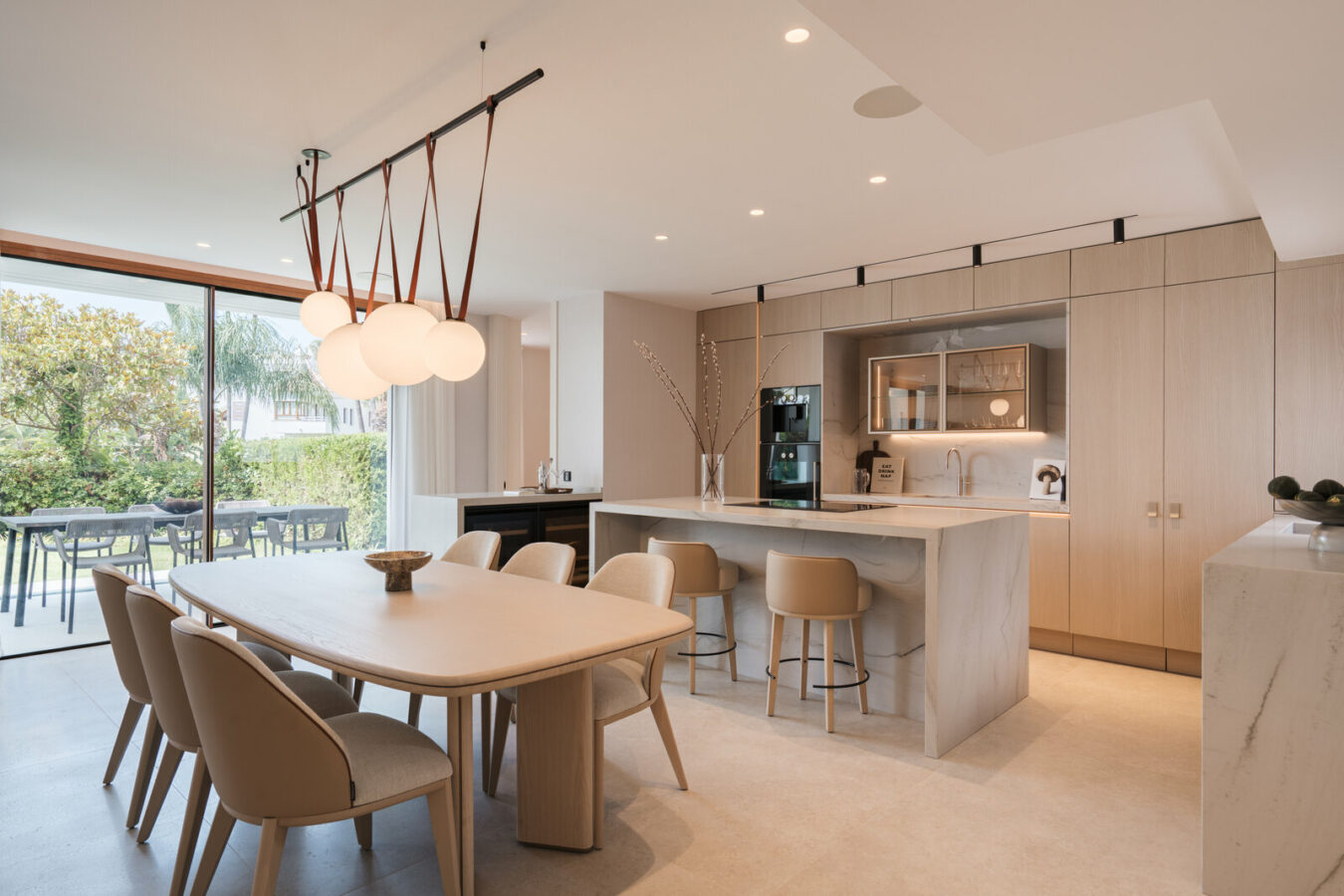 FOR SALE 🏡 Fully Renovated Garden Duplex with Private Garden next to the Golf – Los Naranjos, Nueva Andalucía, Marbella 🇪🇸