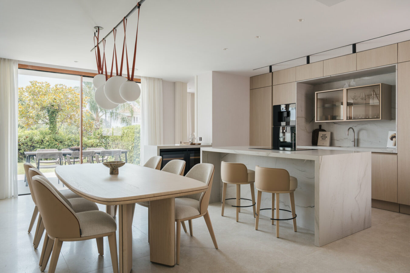 FOR SALE 🏡 Fully Renovated Garden Duplex with Private Garden next to the Golf – Los Naranjos, Nueva Andalucía, Marbella 🇪🇸