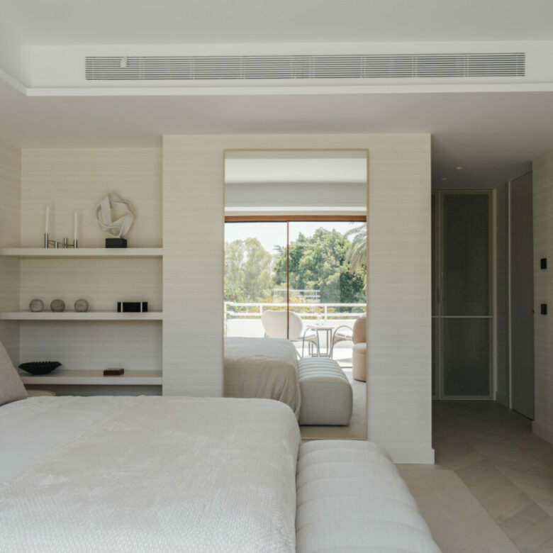 FOR SALE 🏡 Fully Renovated Garden Duplex with Private Garden next to the Golf – Los Naranjos, Nueva Andalucía, Marbella 🇪🇸