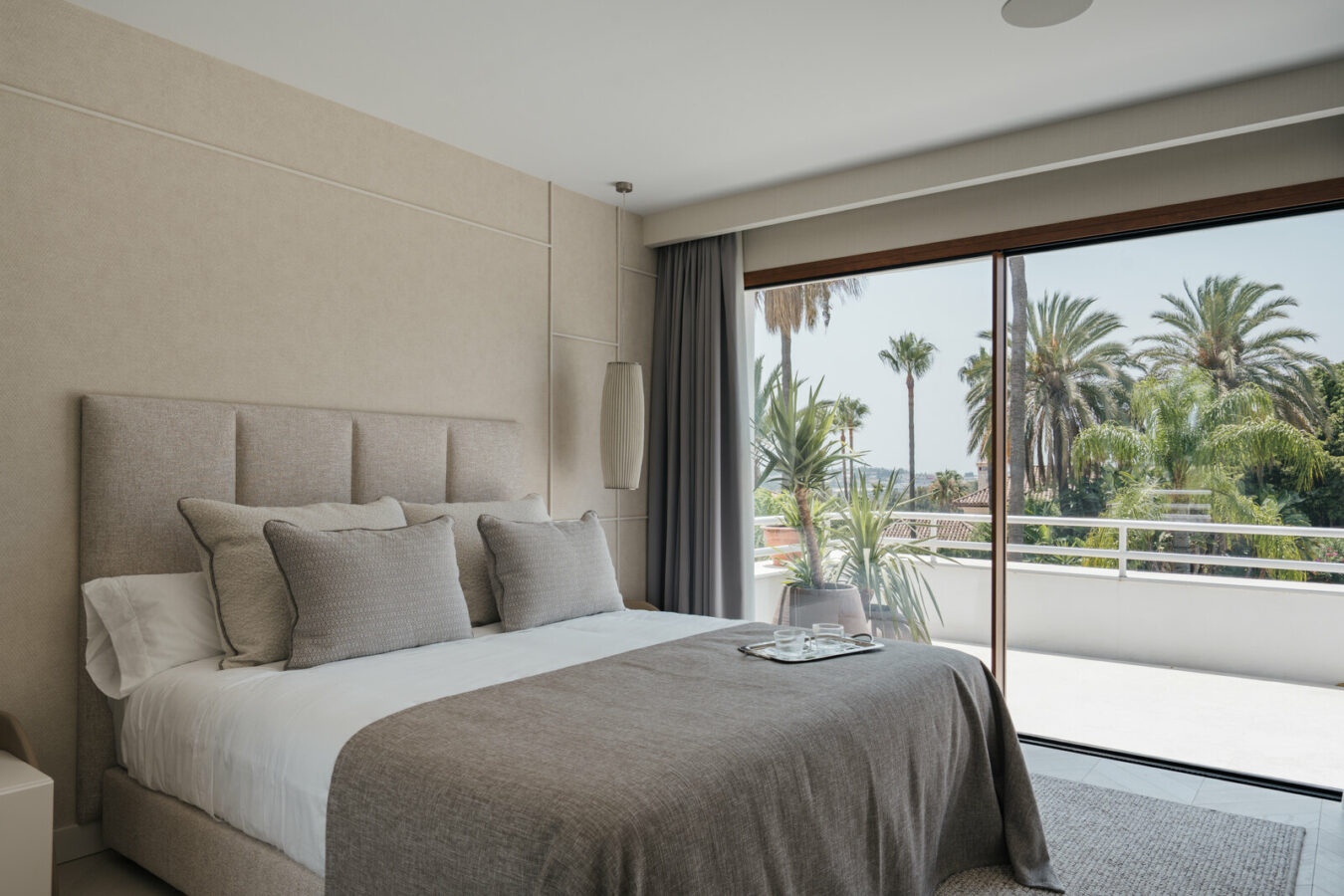 FOR SALE 🏡 Fully Renovated Garden Duplex with Private Garden next to the Golf – Los Naranjos, Nueva Andalucía, Marbella 🇪🇸
