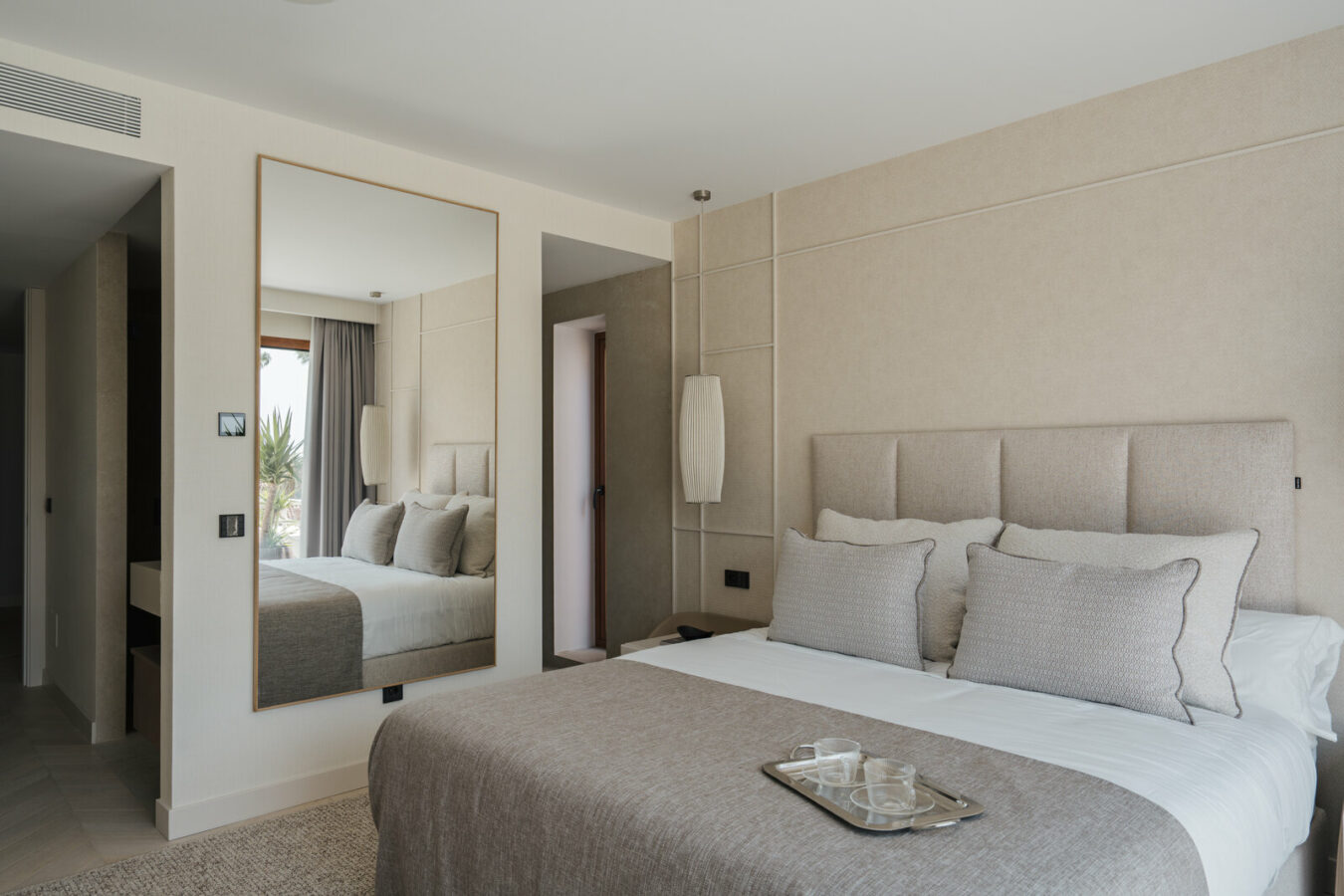 FOR SALE 🏡 Fully Renovated Garden Duplex with Private Garden next to the Golf – Los Naranjos, Nueva Andalucía, Marbella 🇪🇸