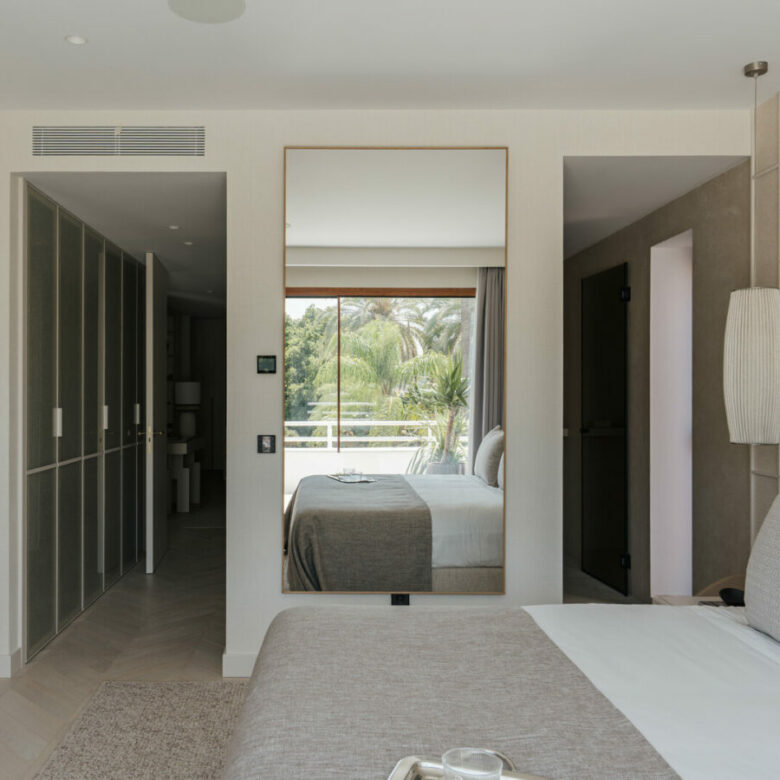 FOR SALE 🏡 Fully Renovated Garden Duplex with Private Garden next to the Golf – Los Naranjos, Nueva Andalucía, Marbella 🇪🇸