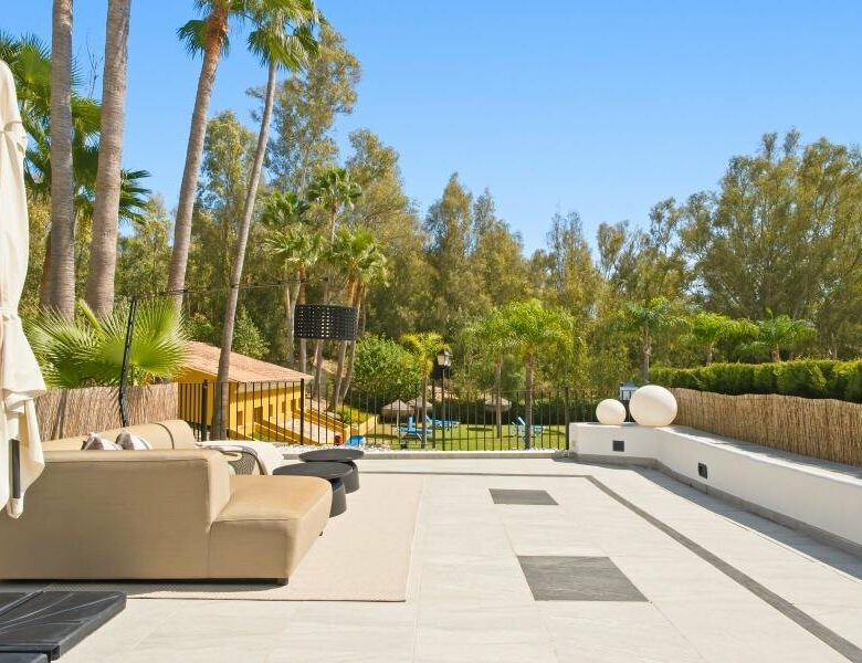 FOR SALE 🏡 South-Facing Ground-Floor Apartment with One of the Largest Terraces in the Complex – Nueva Andalucía, Marbella 🇪🇸