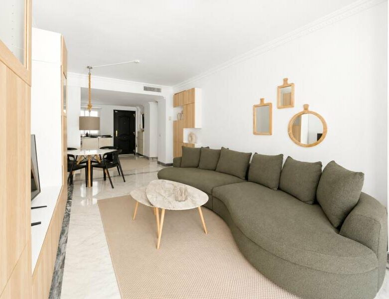 FOR SALE 🏡 South-Facing Ground-Floor Apartment with One of the Largest Terraces in the Complex – Nueva Andalucía, Marbella 🇪🇸