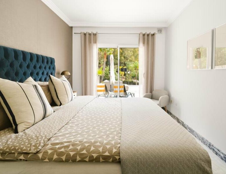 FOR SALE 🏡 South-Facing Ground-Floor Apartment with One of the Largest Terraces in the Complex – Nueva Andalucía, Marbella 🇪🇸