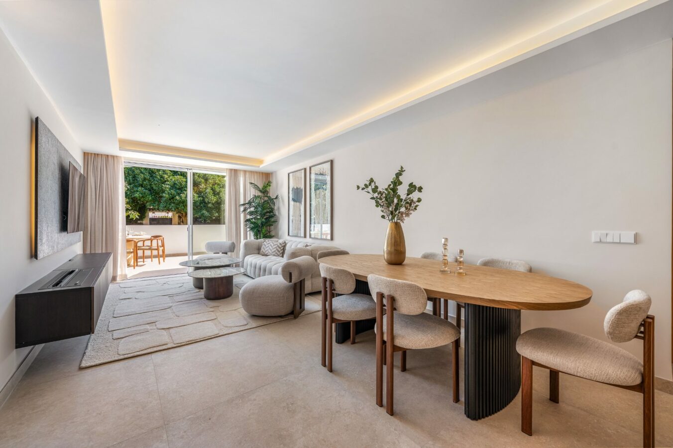 FOR SALE 🏡 Renovated 3 Bedroom Ground Floor Apartment with Private Terrace – Agrupadas, Nueva Andalucía, Marbella 🇪🇸