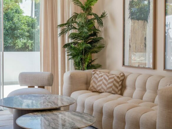 FOR SALE 🏡 Renovated 3 Bedroom Ground Floor Apartment with Private Terrace – Agrupadas, Nueva Andalucía, Marbella 🇪🇸