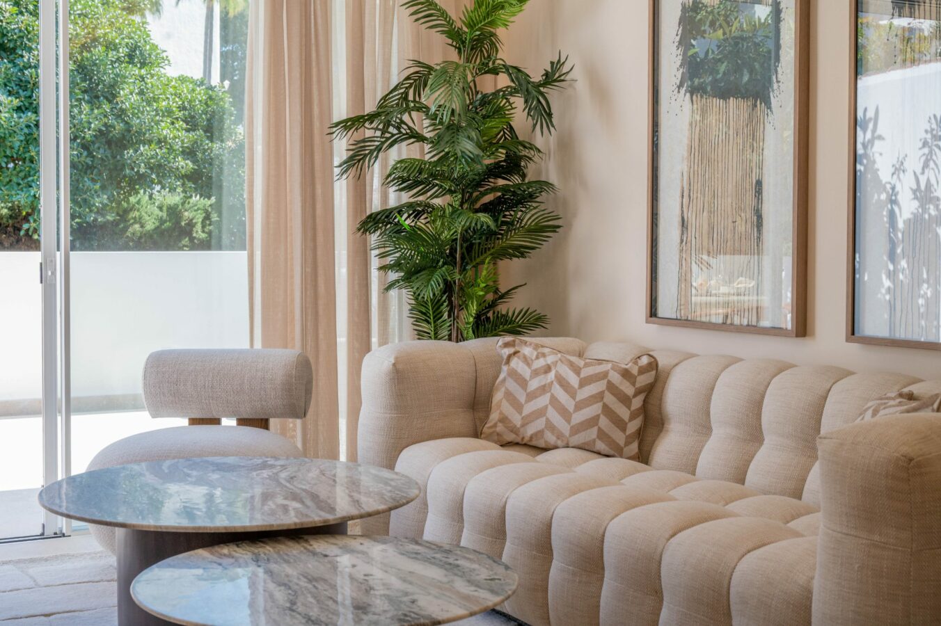 FOR SALE 🏡 Renovated 3 Bedroom Ground Floor Apartment with Private Terrace – Agrupadas, Nueva Andalucía, Marbella 🇪🇸