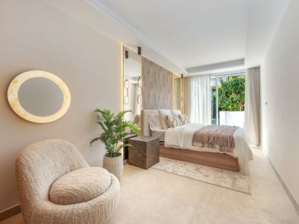 FOR SALE 🏡 Renovated 3 Bedroom Ground Floor Apartment with Private Terrace – Agrupadas, Nueva Andalucía, Marbella 🇪🇸