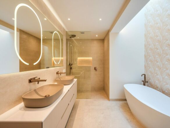 FOR SALE 🏡 Renovated 3 Bedroom Ground Floor Apartment with Private Terrace – Agrupadas, Nueva Andalucía, Marbella 🇪🇸