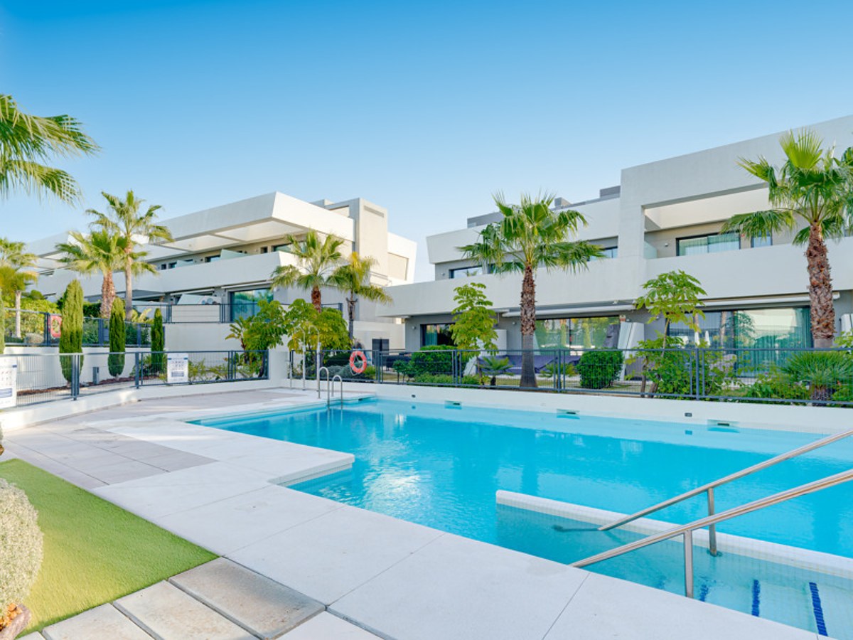 FOR SALE 🏡 Four-Bedroom Townhouse with Private Garden and Plunge Pool Solarium – La Cala de Mijas, Mijas Costa 🇪🇸