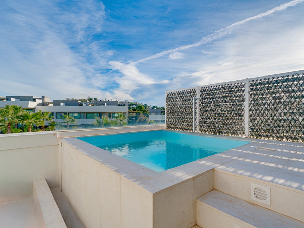 FOR SALE 🏡 Four-Bedroom Townhouse with Private Garden and Plunge Pool Solarium – La Cala de Mijas, Mijas Costa 🇪🇸