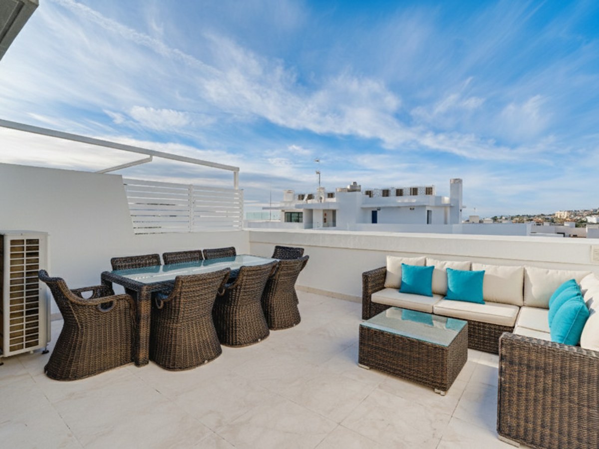 FOR SALE 🏡 Four-Bedroom Townhouse with Private Garden and Plunge Pool Solarium – La Cala de Mijas, Mijas Costa 🇪🇸