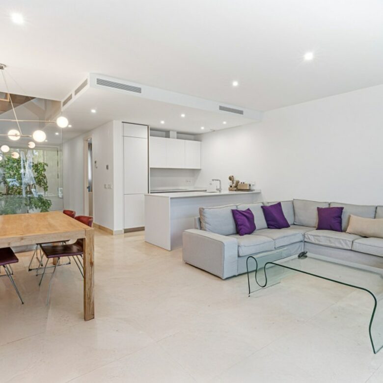FOR SALE 🏡 Four-Bedroom Townhouse with Private Garden and Plunge Pool Solarium – La Cala de Mijas, Mijas Costa 🇪🇸