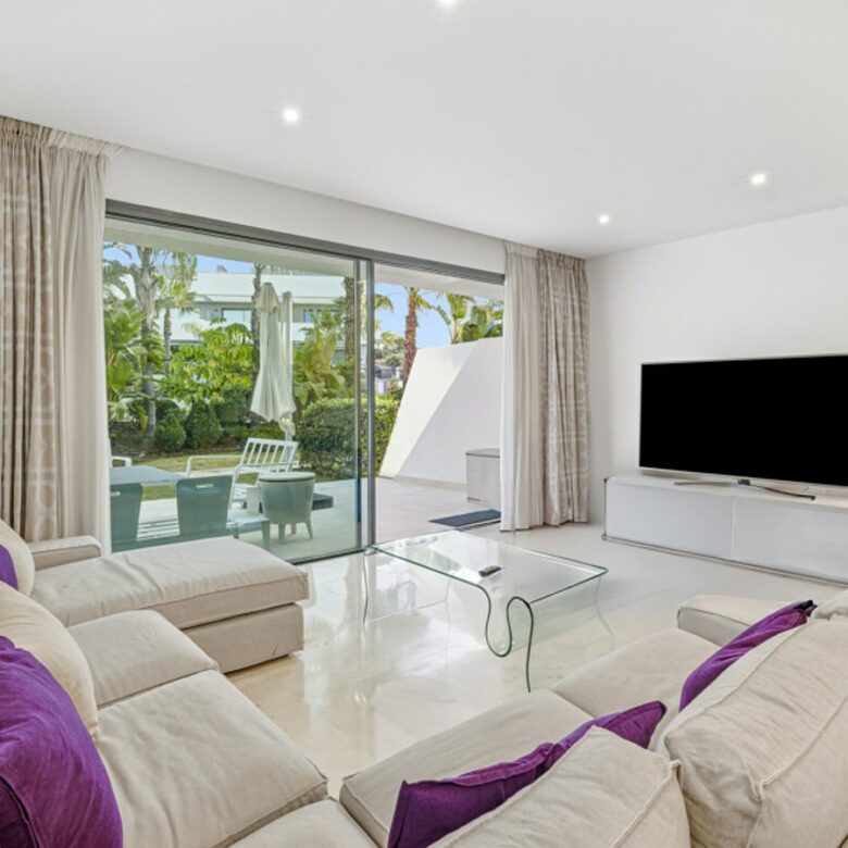 FOR SALE 🏡 Four-Bedroom Townhouse with Private Garden and Plunge Pool Solarium – La Cala de Mijas, Mijas Costa 🇪🇸