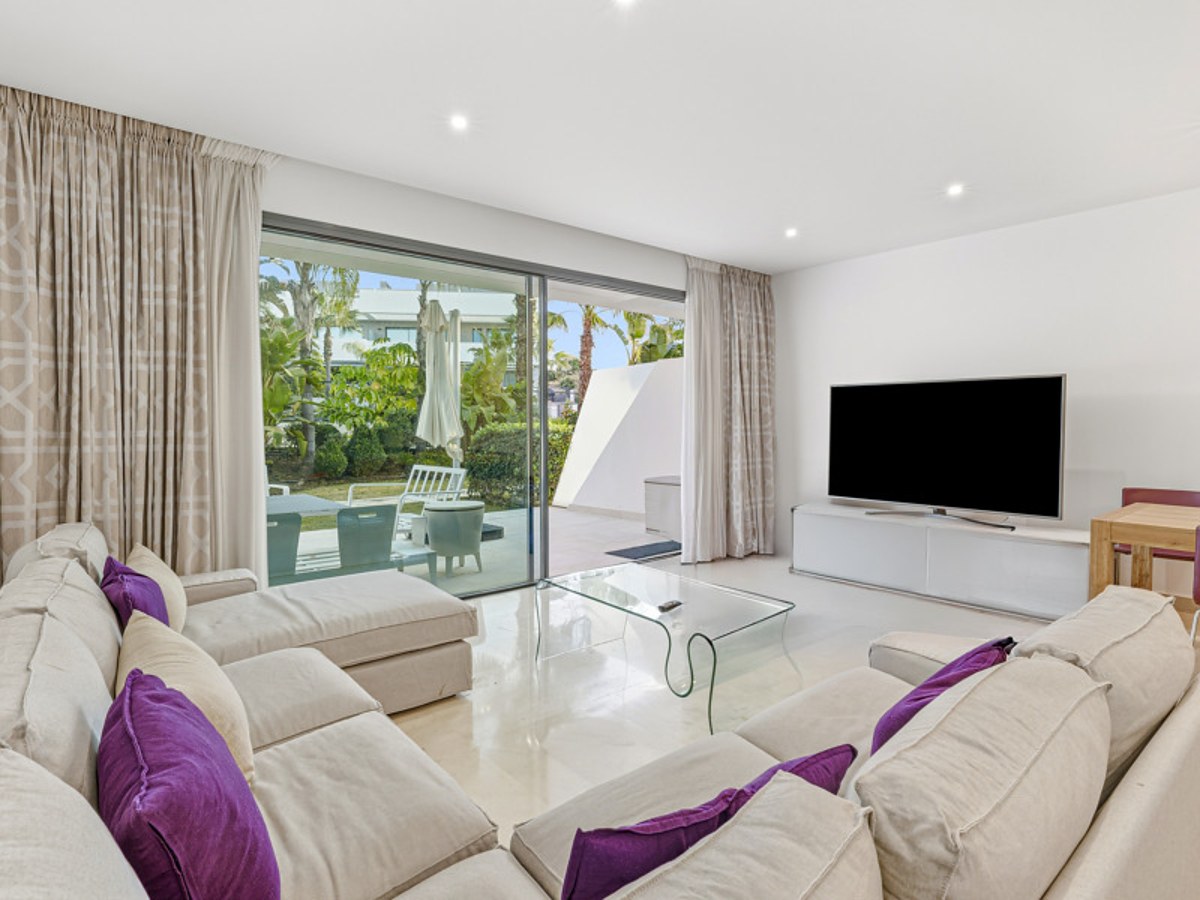FOR SALE 🏡 Four-Bedroom Townhouse with Private Garden and Plunge Pool Solarium – La Cala de Mijas, Mijas Costa 🇪🇸