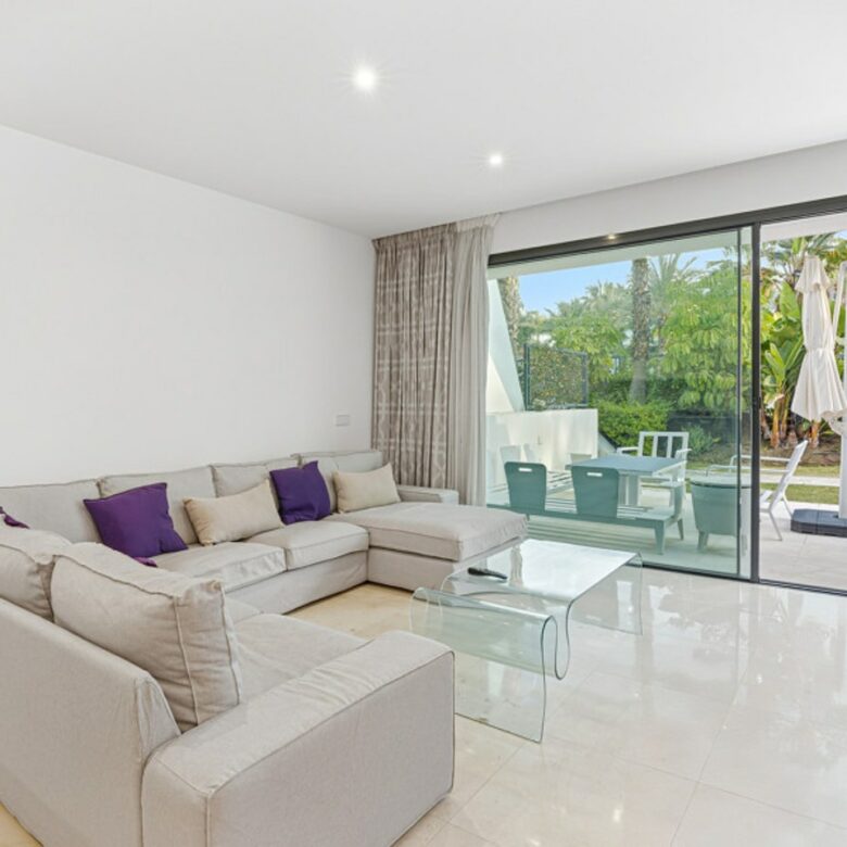 FOR SALE 🏡 Four-Bedroom Townhouse with Private Garden and Plunge Pool Solarium – La Cala de Mijas, Mijas Costa 🇪🇸