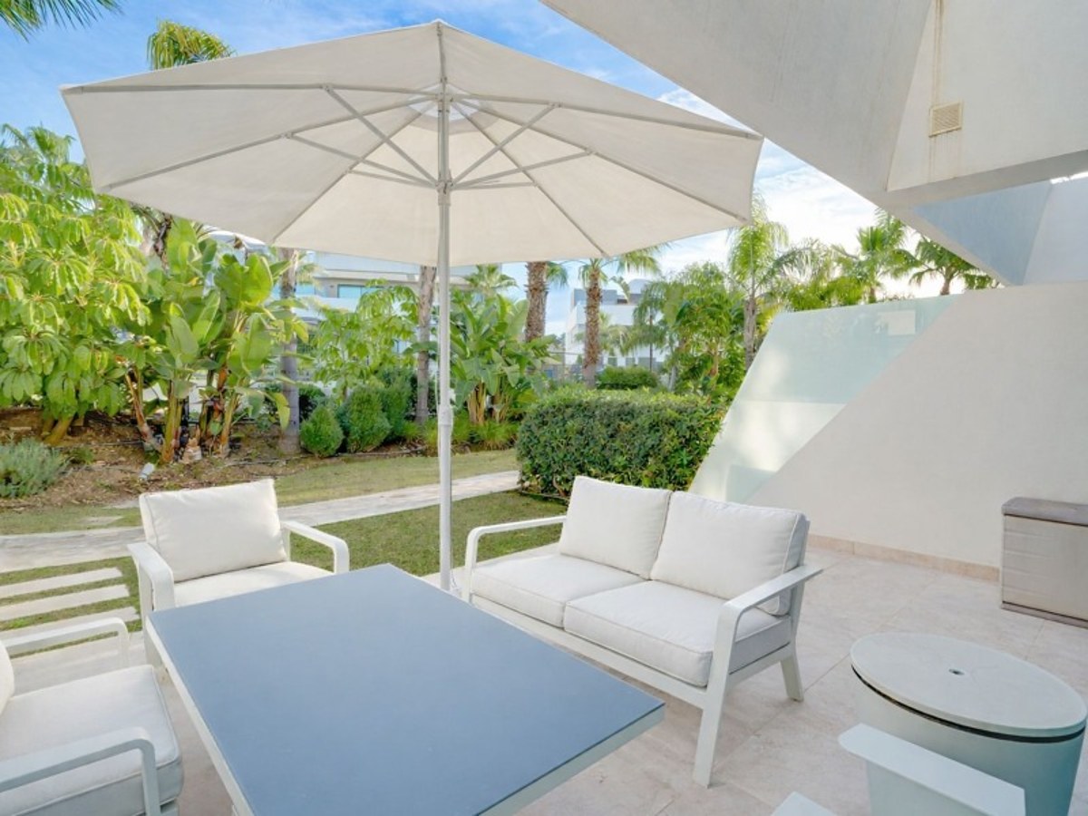 FOR SALE 🏡 Four-Bedroom Townhouse with Private Garden and Plunge Pool Solarium – La Cala de Mijas, Mijas Costa 🇪🇸