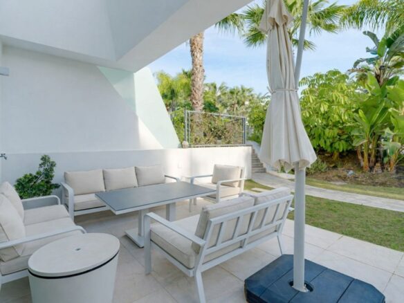 FOR SALE 🏡 Four-Bedroom Townhouse with Private Garden and Plunge Pool Solarium – La Cala de Mijas, Mijas Costa 🇪🇸