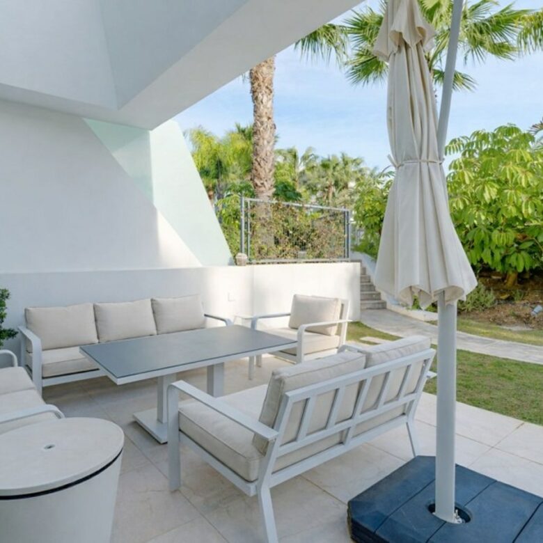 FOR SALE 🏡 Four-Bedroom Townhouse with Private Garden and Plunge Pool Solarium – La Cala de Mijas, Mijas Costa 🇪🇸