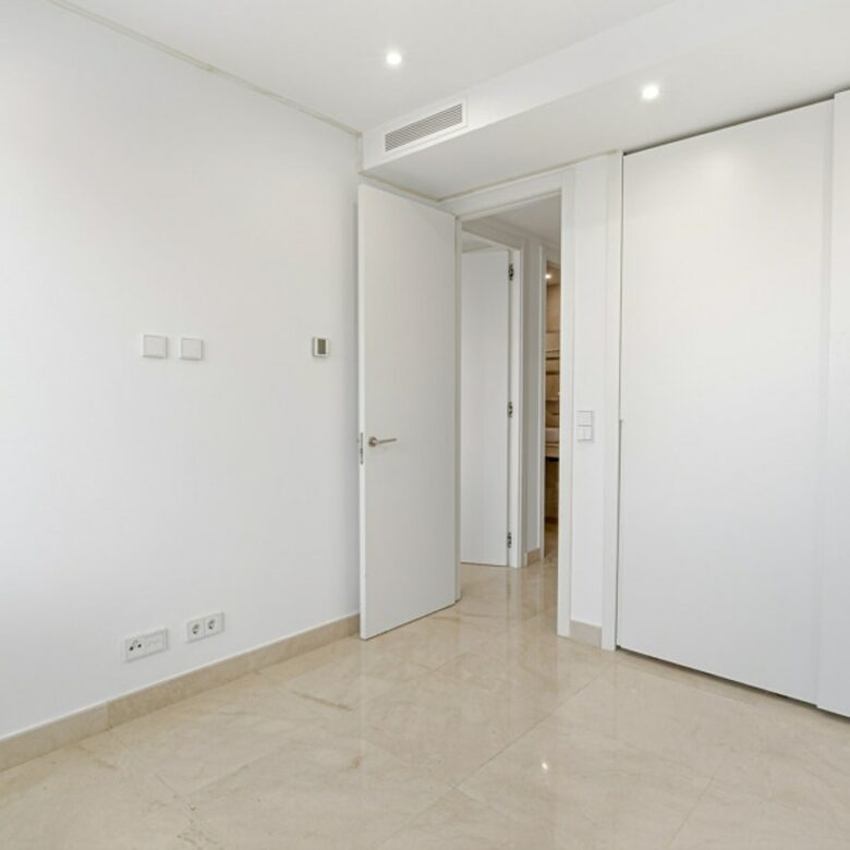 FOR SALE 🏡 Four-Bedroom Townhouse with Private Garden and Plunge Pool Solarium – La Cala de Mijas, Mijas Costa 🇪🇸