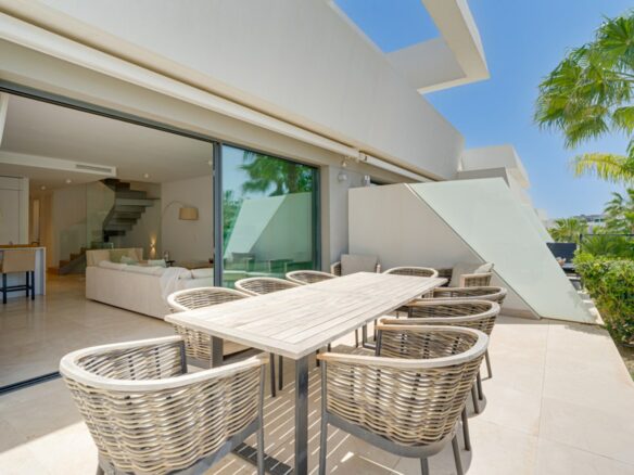FOR SALE 🏡 Four-Bedroom Townhouse with Tourist Licence and BBQ Solarium – La Cala de Mijas, Mijas Costa 🇪🇸