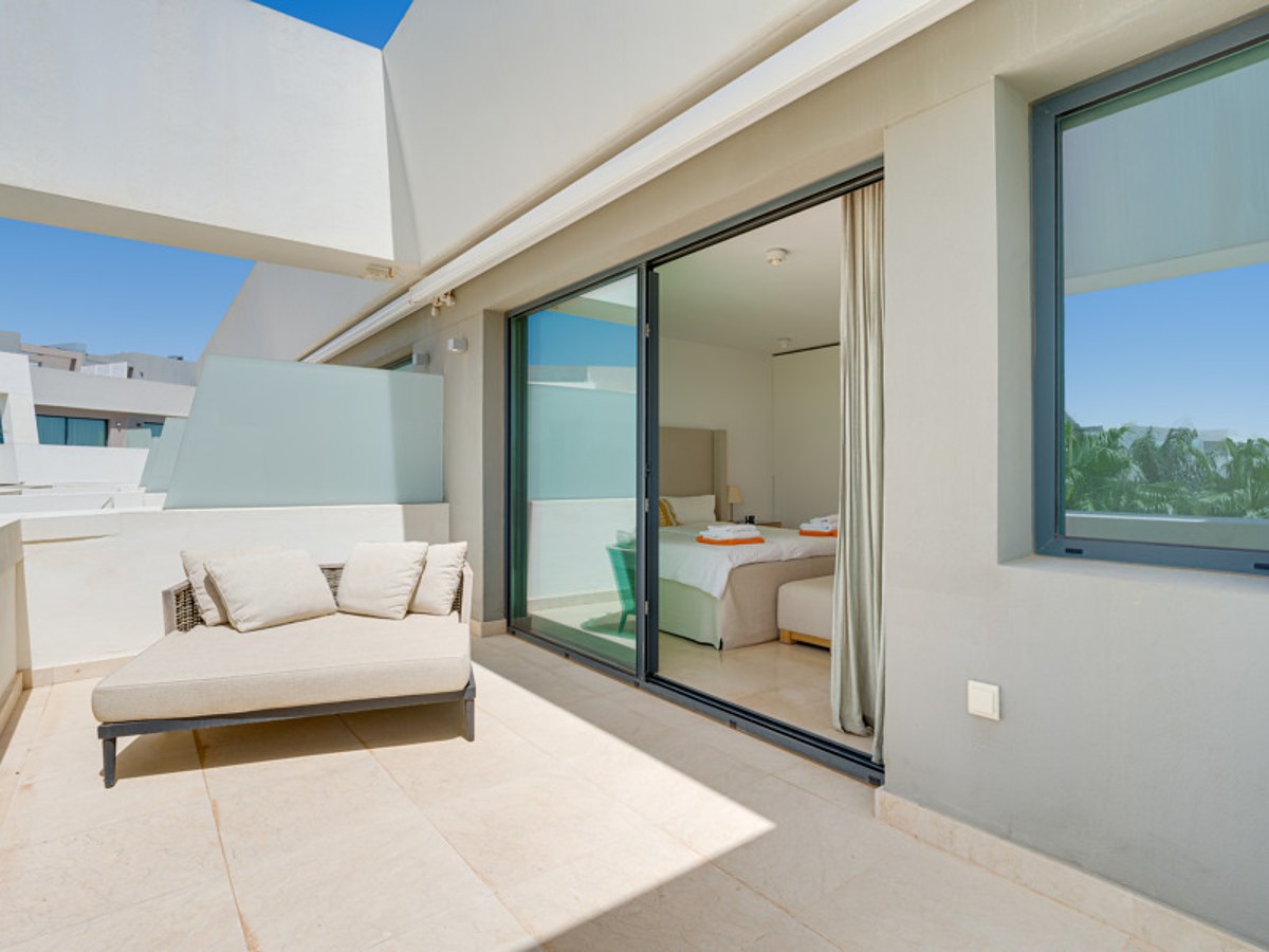 FOR SALE 🏡 Four-Bedroom Townhouse with Tourist Licence and BBQ Solarium – La Cala de Mijas, Mijas Costa 🇪🇸